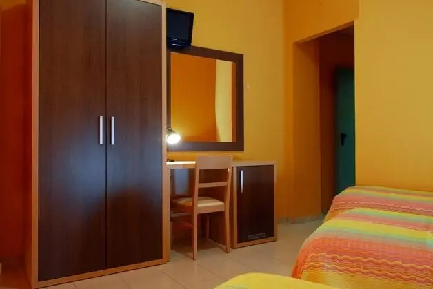 Standard Üç Kişilik Oda