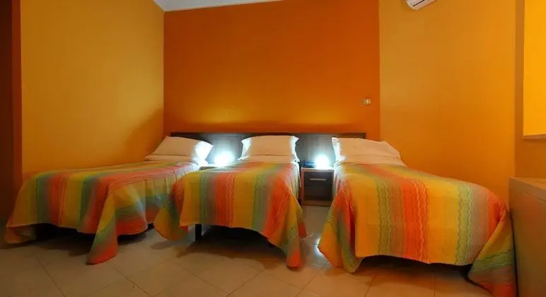 Standard Üç Kişilik Oda