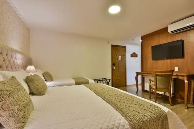 Deluxe Üç Kişilik Oda