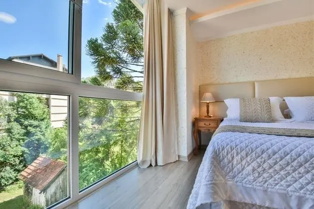 Deluxe Üç Kişilik Oda