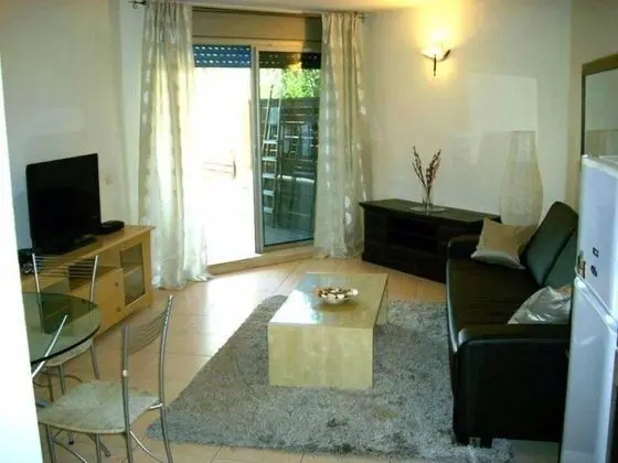 Apart Daire, 1 Yatak Odası, Mutfak (private garden)