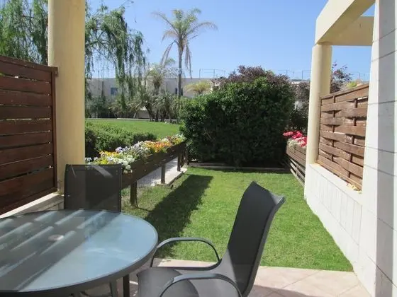 Apart Daire, 1 Yatak Odası, Mutfak (private garden)