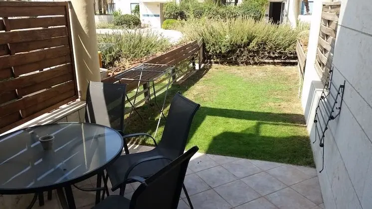 Apart Daire, 1 Yatak Odası, Mutfak (private garden)
