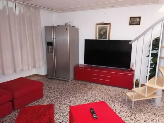İki Ayrı Yataklı Oda, Ortak Banyo (Guido)