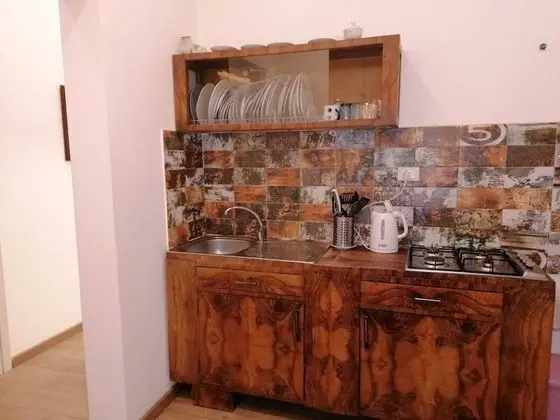 İki Ayrı Yataklı Oda, Ortak Banyo (Guido)