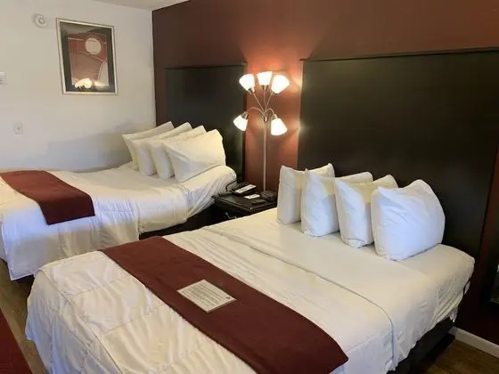 The Inn - 1st Floor - 2 Double Beds