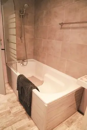 Classic Üç Kişilik Oda, Bahçe Manzaralı