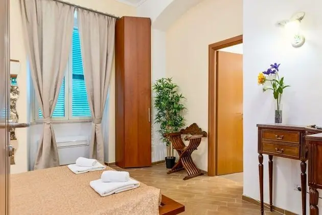 Deluxe Oda (Augusto)