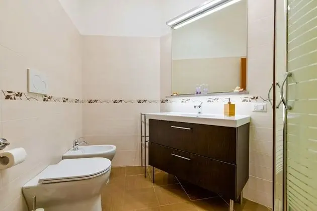 Deluxe Oda (Augusto)