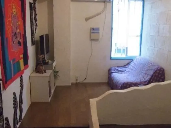 Tek Kişilik Oda, Ortak Banyo