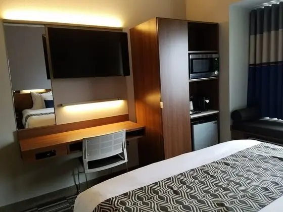 Accessible, 1 Queen Bed, Non Smoking, Non Pet