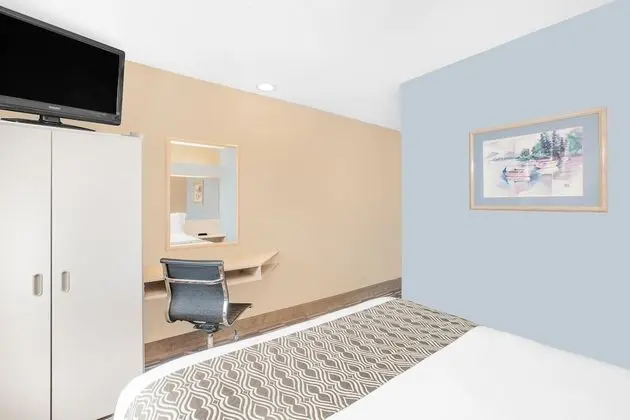 Oda, 1 Büyük (Queen) Boy Yatak, Sigara İçilmez