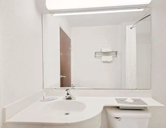 Standard Oda, 1 Büyük (Queen) Boy Yatak, Sigara İçilebilir