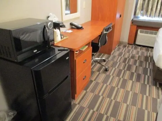 Standard Oda, 1 Büyük (Queen) Boy Yatak, Engellilere Uygun