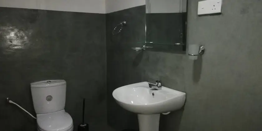 Tek Büyük Yataklı Oda, Sigara İçilmez