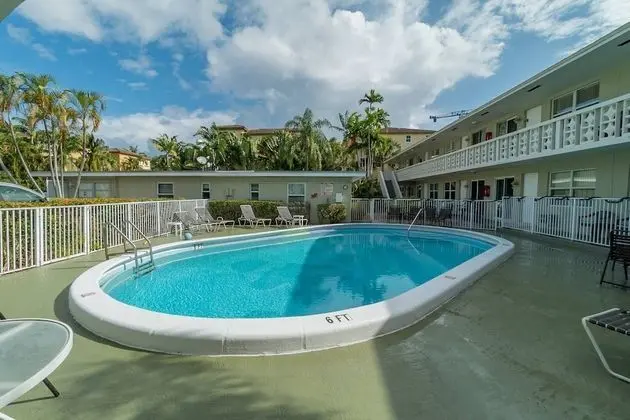 Daire (Gorgeous Nautical Condo Near Beach)