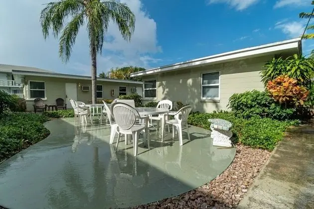 Daire (Gorgeous Nautical Condo Near Beach)