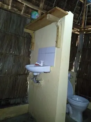 Economy Tek Büyük Yataklı Oda, Özel Banyo, Bahçe Manzaralı (Bamboo)