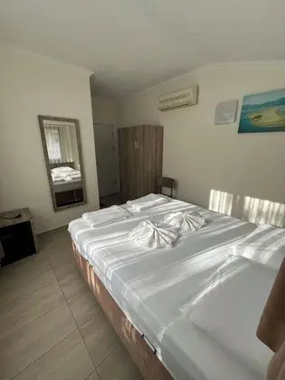 Standard Tek Büyük veya İki Ayrı Yataklı Oda
