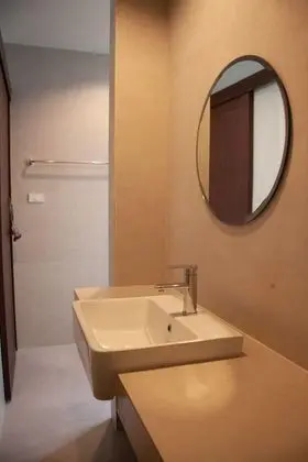 Superior Tek Büyük Yataklı Oda, 1 En Büyük (King) Boy Yatak, Balkon, Bahçe Manzaralı