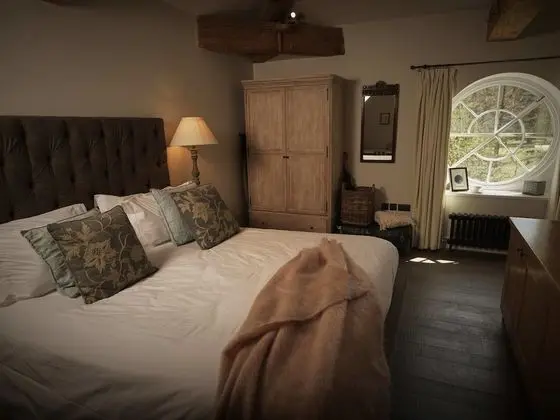 Tek Büyük Yataklı Oda (Hayloft Room)
