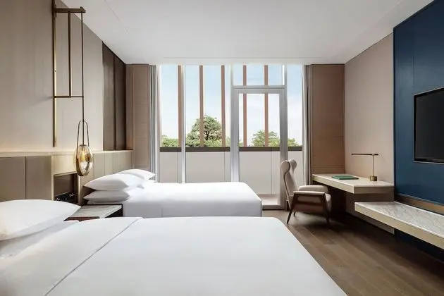 Oda, 2 Çift Kişilik Yatak, Sigara İçilmez, Balkon
