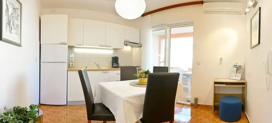 Superior Apart Daire, Balkon, Deniz Manzaralı (2+2)