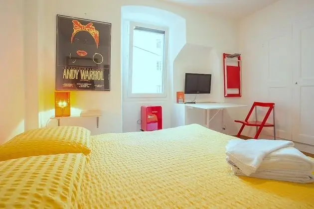 Tek Büyük Yataklı Oda (Forum)