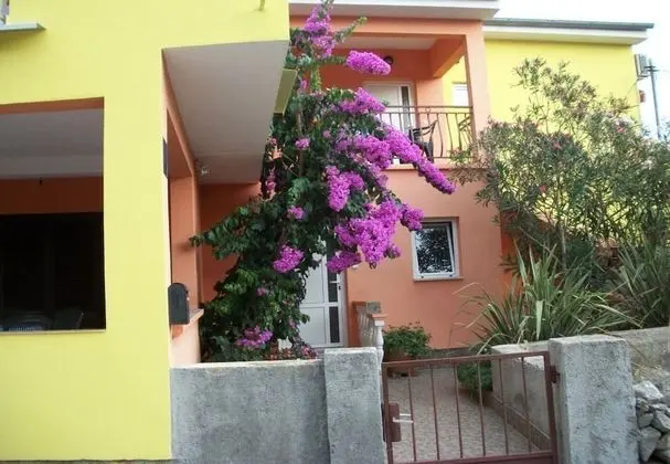 Apart Daire (Midi - with two apartments - A2(3))