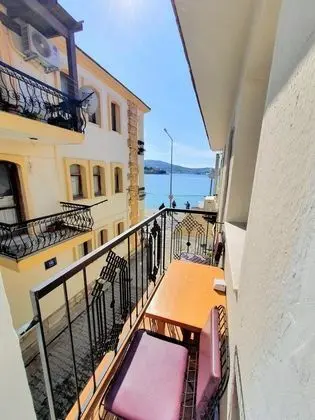 Superior Oda,Kısmi Deniz Manzaralı,Balkonlu
