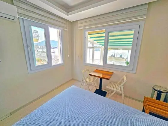 Superior Oda,Kısmi Deniz Manzaralı,Balkonlu