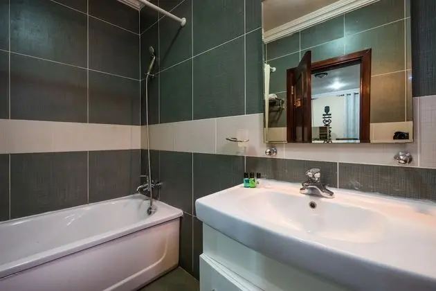 Standard Tek Büyük Yataklı Oda