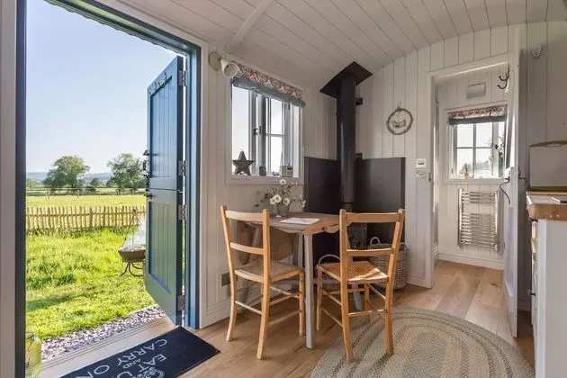 Shepherd's Hut