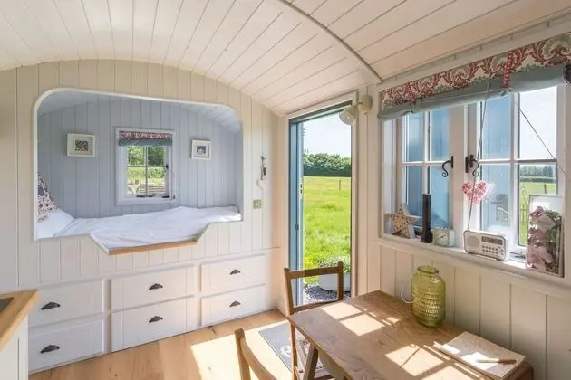 Shepherd's Hut