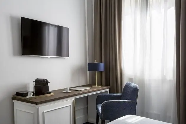 Design Tek Büyük veya İki Ayrı Yataklı Oda