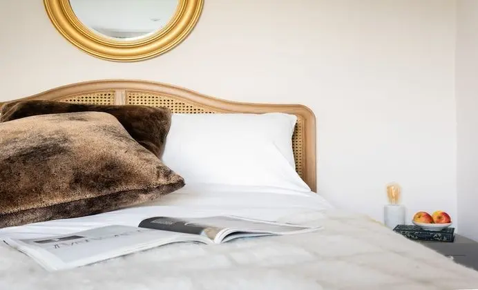 Ev (2 Bedrooms)