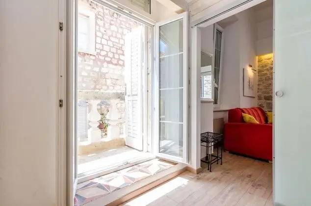 Apart Daire (One Bedroom Apartment with City view)