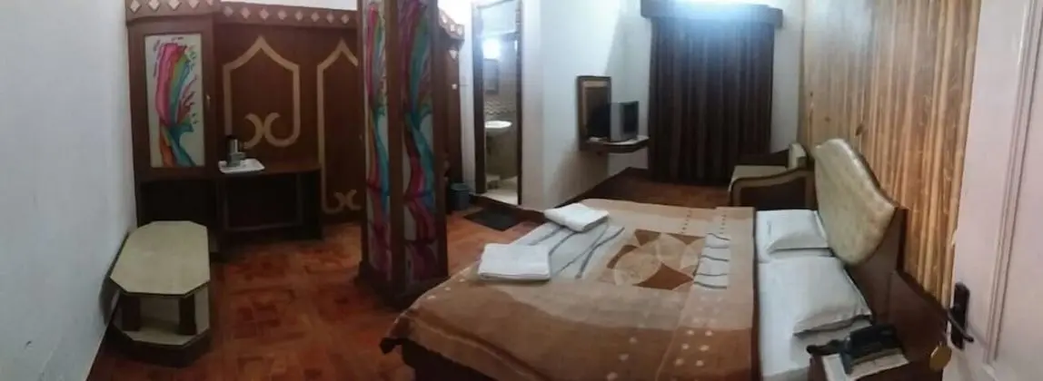 Standard Tek Büyük Yataklı Oda (A/c)