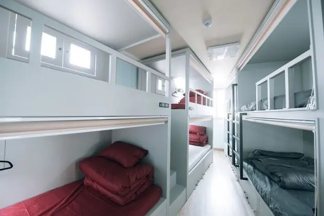 Ortak Ranzalı Oda, Sadece erkekler için (8 people, 402)