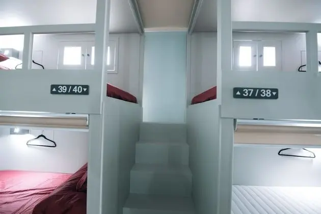 Ortak Ranzalı Oda, Sadece erkekler için (8 people, 402)