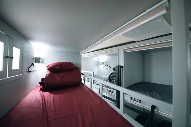 Ortak Ranzalı Oda, Sadece erkekler için (8 people, 402)