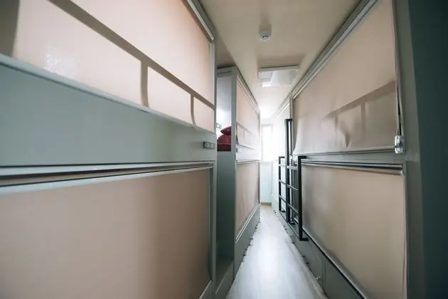 Ortak Ranzalı Oda, Sadece erkekler için (8 people, 402)