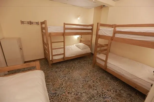 Ortak Ranzalı Oda, Sadece kadınlar için