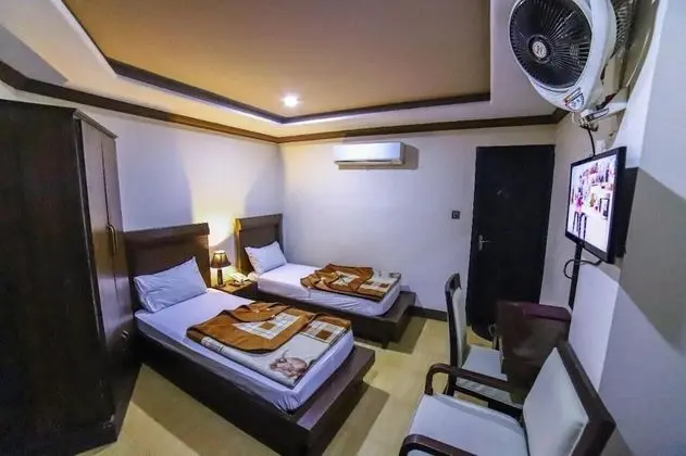 Deluxe Tek Büyük veya İki Ayrı Yataklı Oda