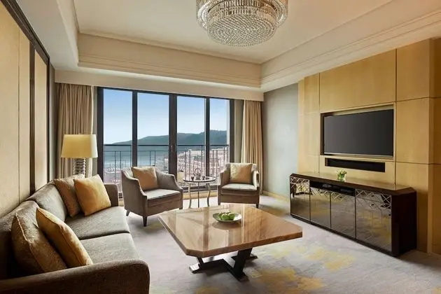 Executive Süit, 1 En Büyük (King) Boy Yatak, Göl Manzaralı