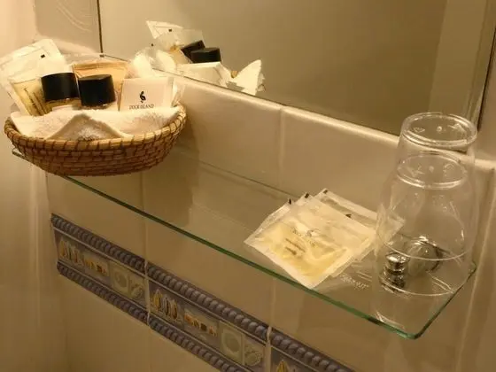 Tek Büyük Yataklı Oda, Banyolu/Duşlu