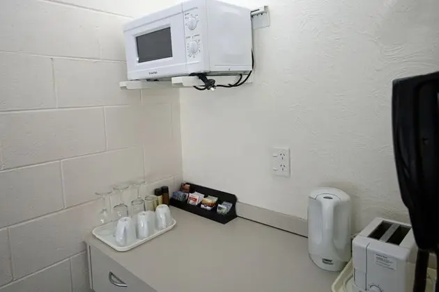 Standard Oda, Sigara İçilmez, Küçük Mutfak (Access Unit)