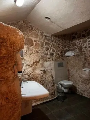 Şömineli Deluxe Suit Oda 4 Kisilik,bahçe Manzaralı