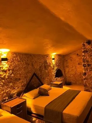 Taş Oda,havuz Manzaralı,şömineli