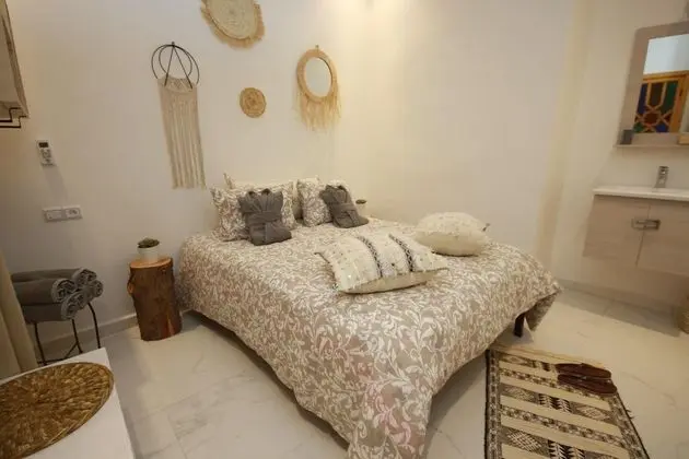 Standard Tek Büyük Yataklı Oda